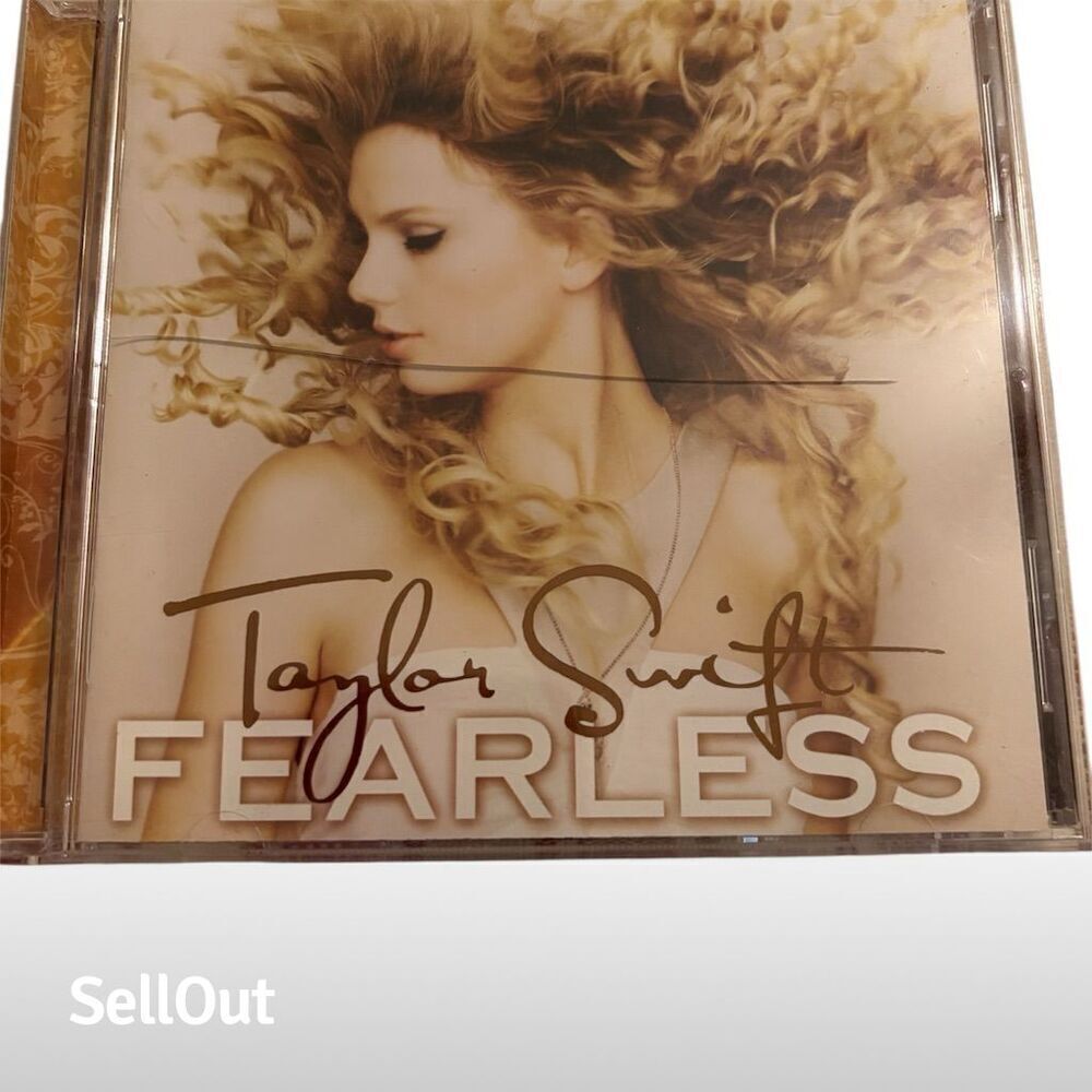 Taylor Swift - Fearless CD Album 2008 Country Pop Music